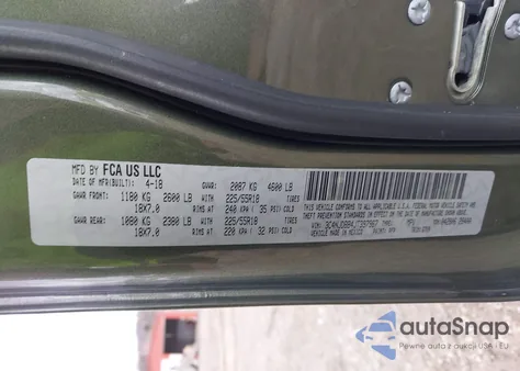 2018 Jeep Compass Latitude 4X4 from USA, damaged, VIN 3C4NJDBB4JT397967